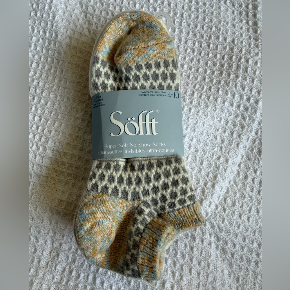 Sofft Super Soft No Show Socks 4 pack Cream/Pink/Multi Color NWT - Women’s 4-10
